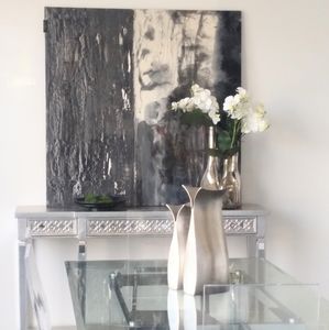 Beautiful silver lining abstract art piece